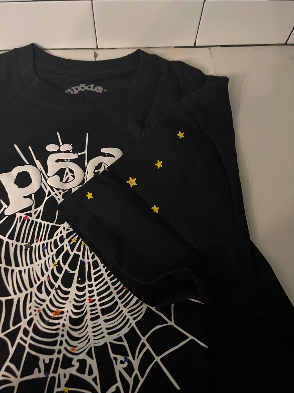 Men’s Graphic Design Tee Size L. - Picture 5 of 5